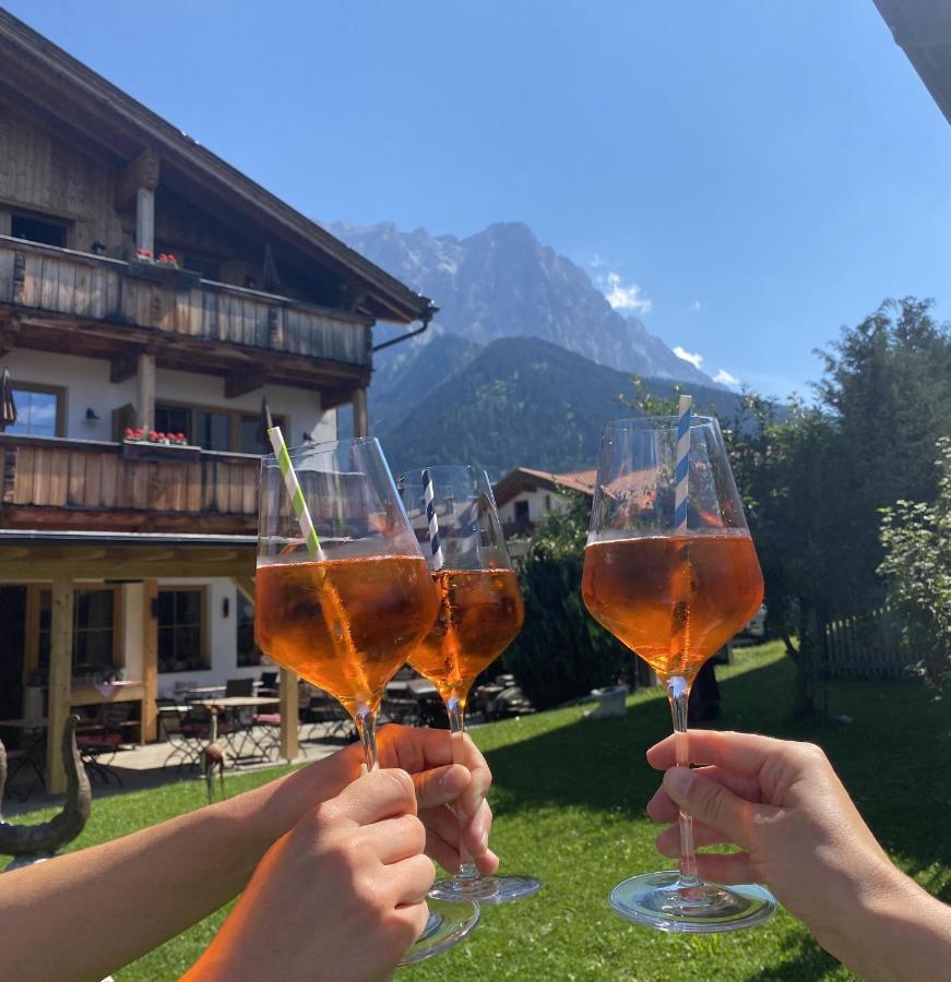 Hotel Zum Urviech -Erwachsenenhotel- (Adults Only) Ehrwald Esterno foto