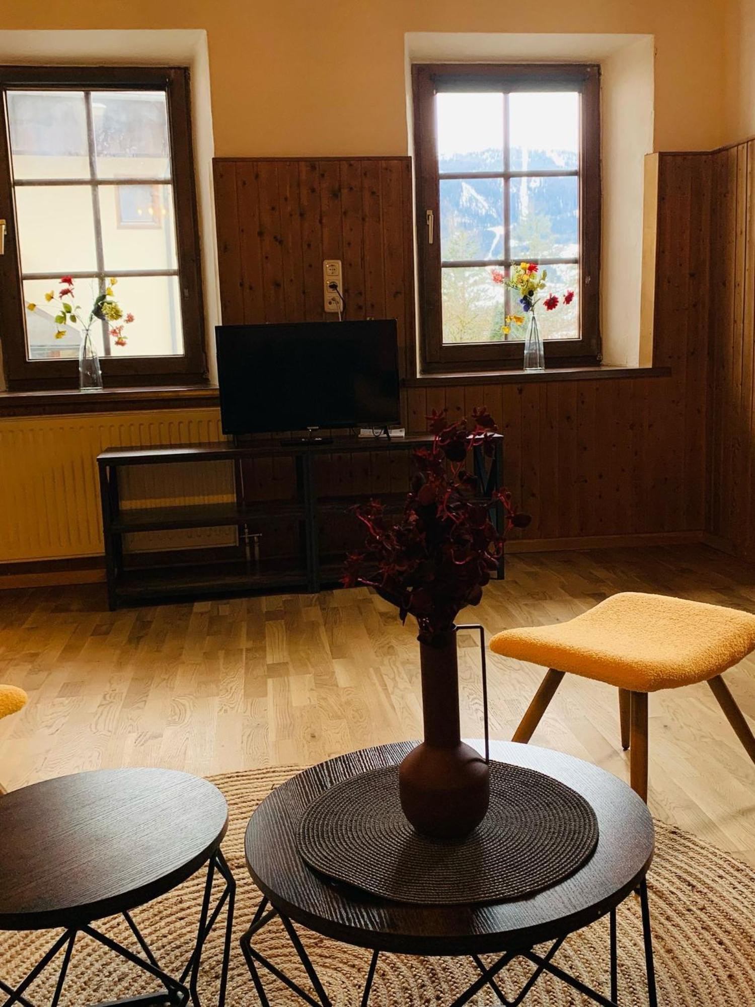 Hotel Zum Urviech -Erwachsenenhotel- (Adults Only) Ehrwald Esterno foto