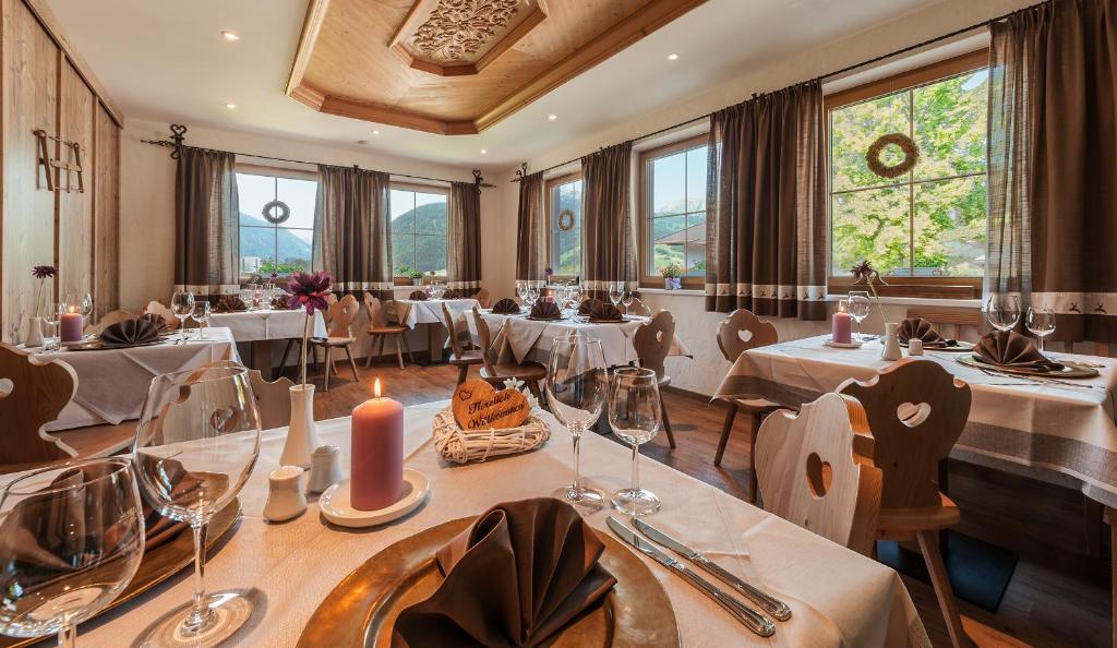 Hotel Zum Urviech -Erwachsenenhotel- (Adults Only) Ehrwald Esterno foto